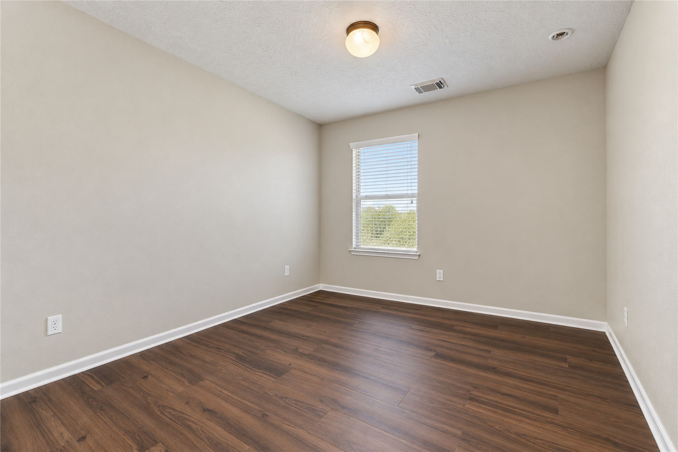 7419 Riven Oaks Court Property Photo 34