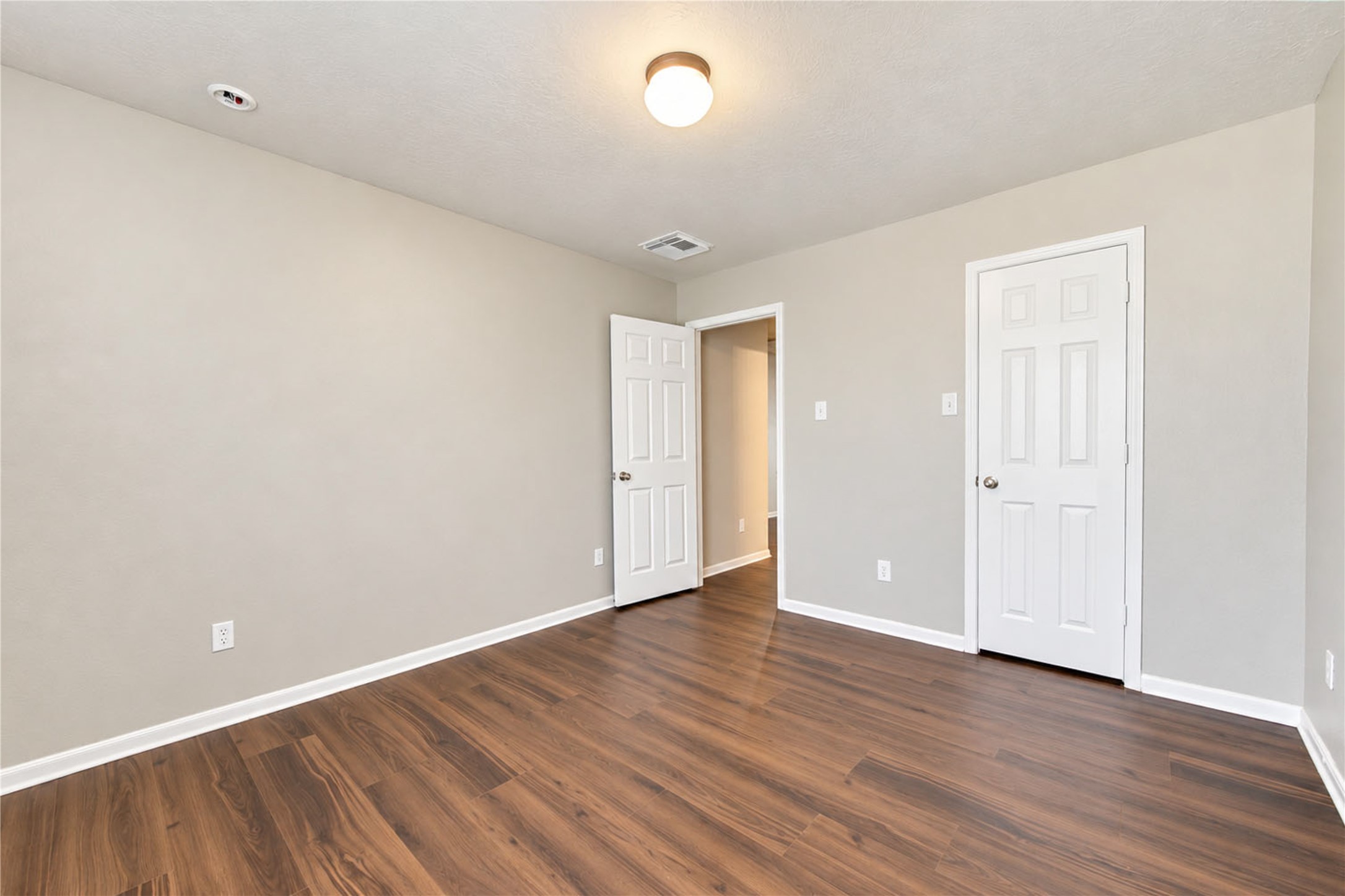 7419 Riven Oaks Court Property Photo 35