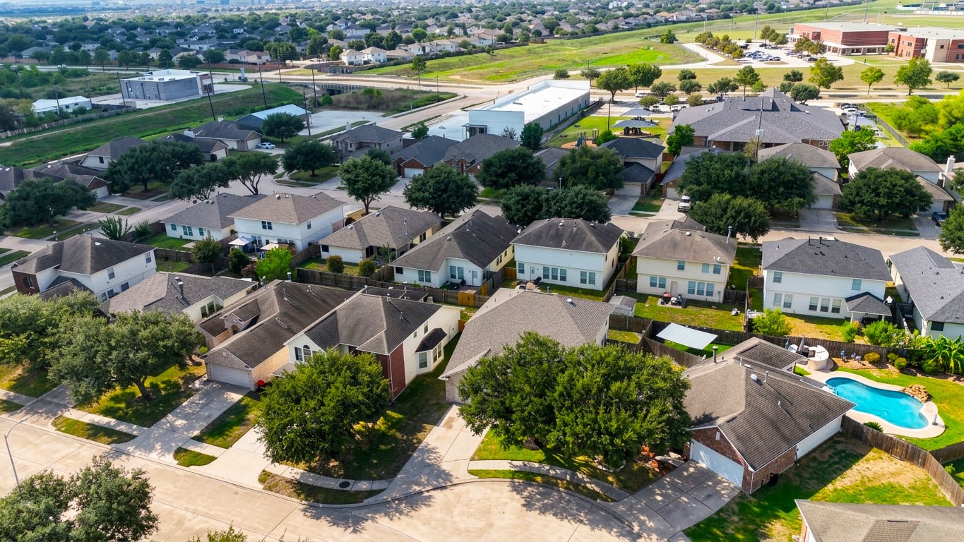 7419 Riven Oaks Court Property Photo 47