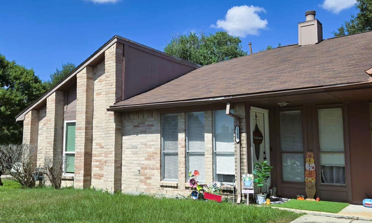 2303 Spring Dusk Lane Property Photo 1