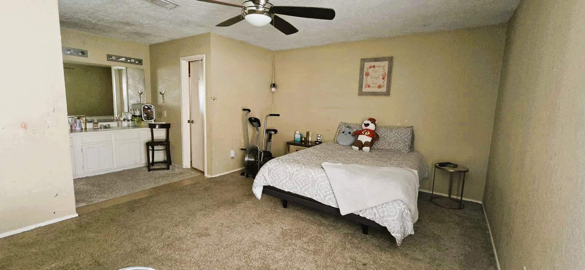 2303 Spring Dusk Lane Property Photo 11