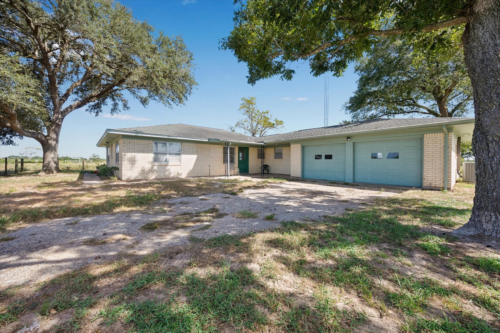 4107 Highway 159 E Property Photo 2