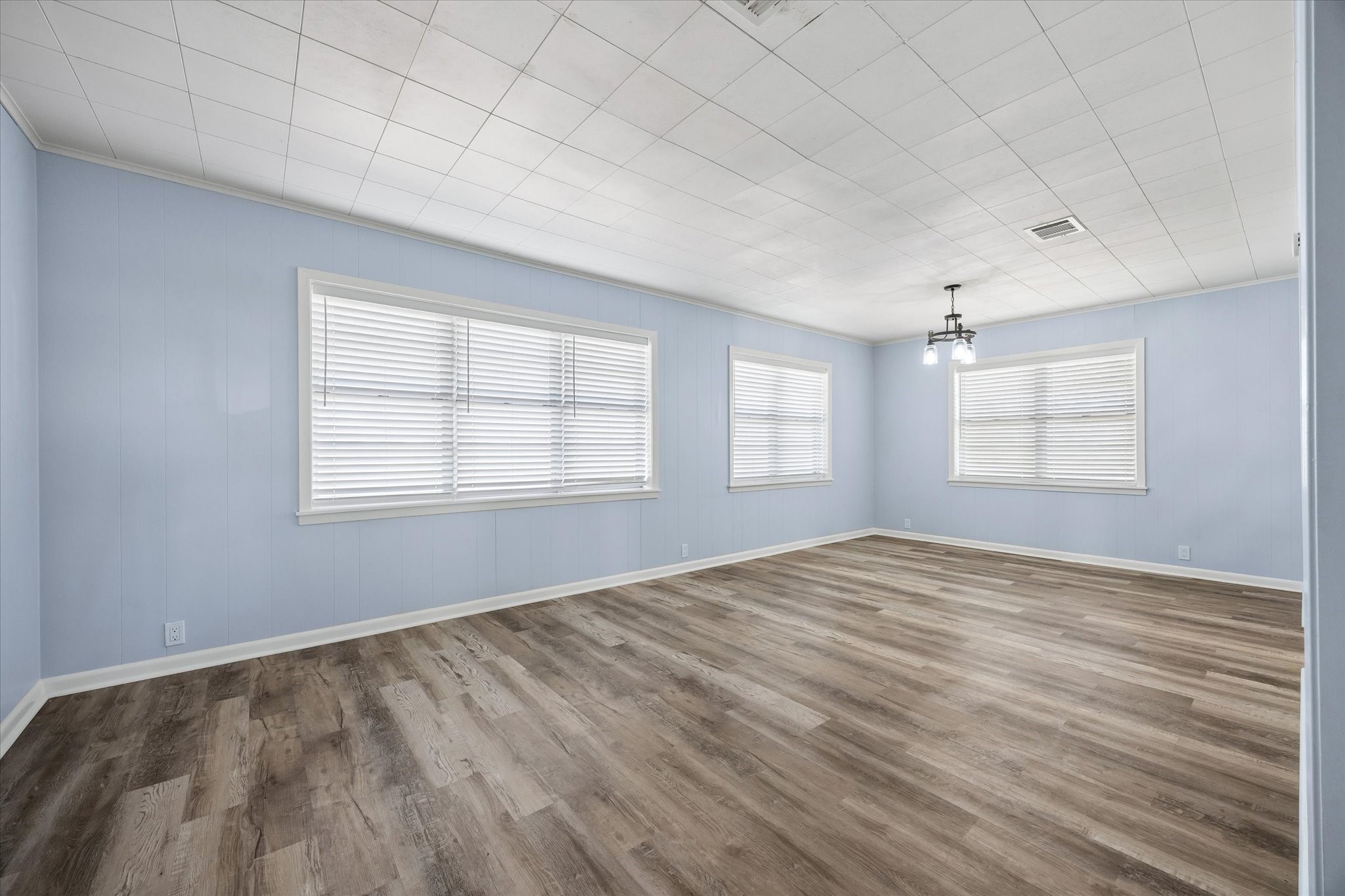 4107 Highway 159 E Property Photo 8