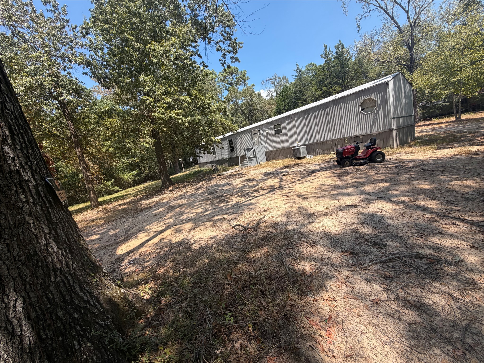 892 Hanks Street Property Photo 1