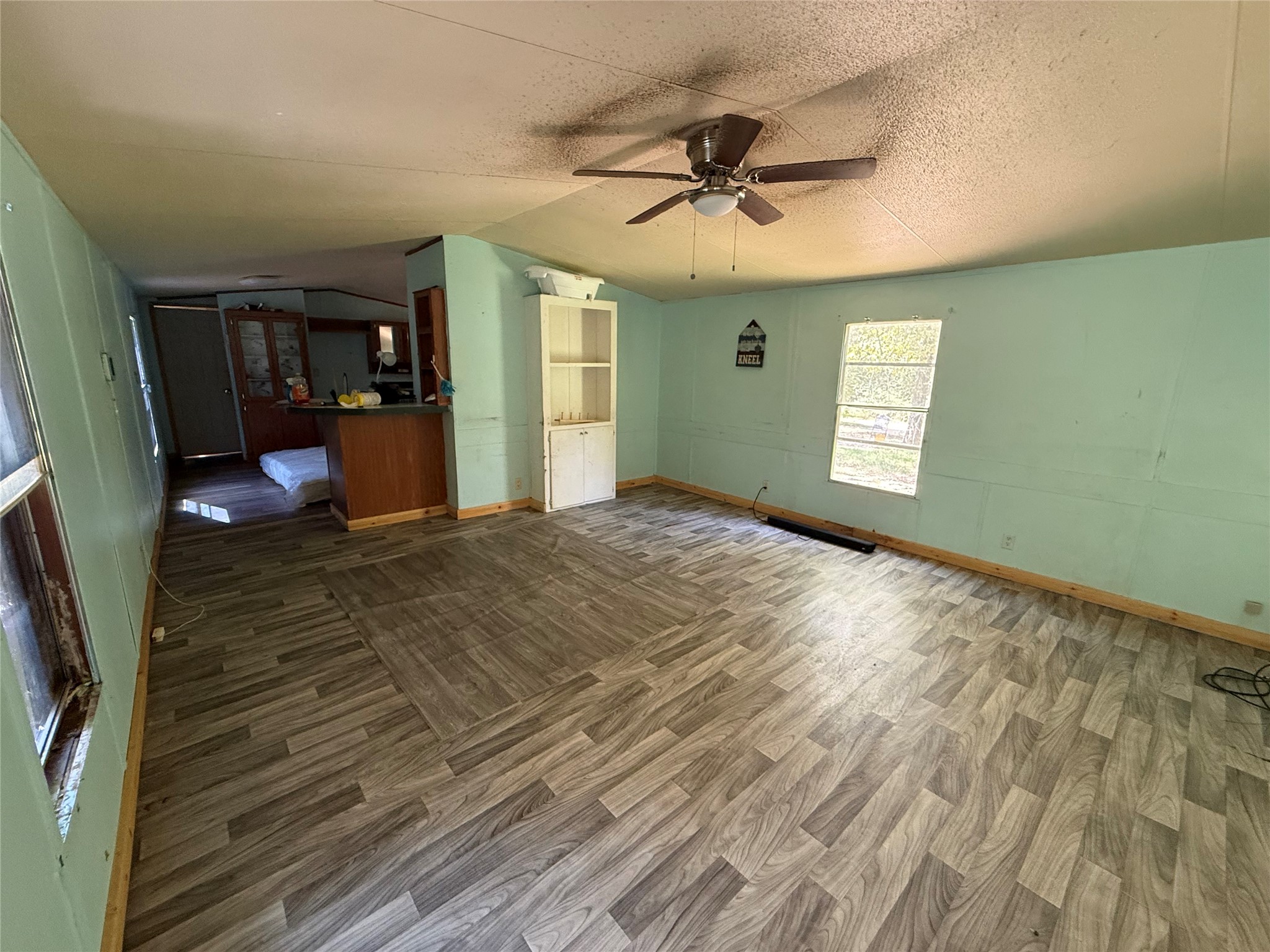 892 Hanks Street Property Photo 2