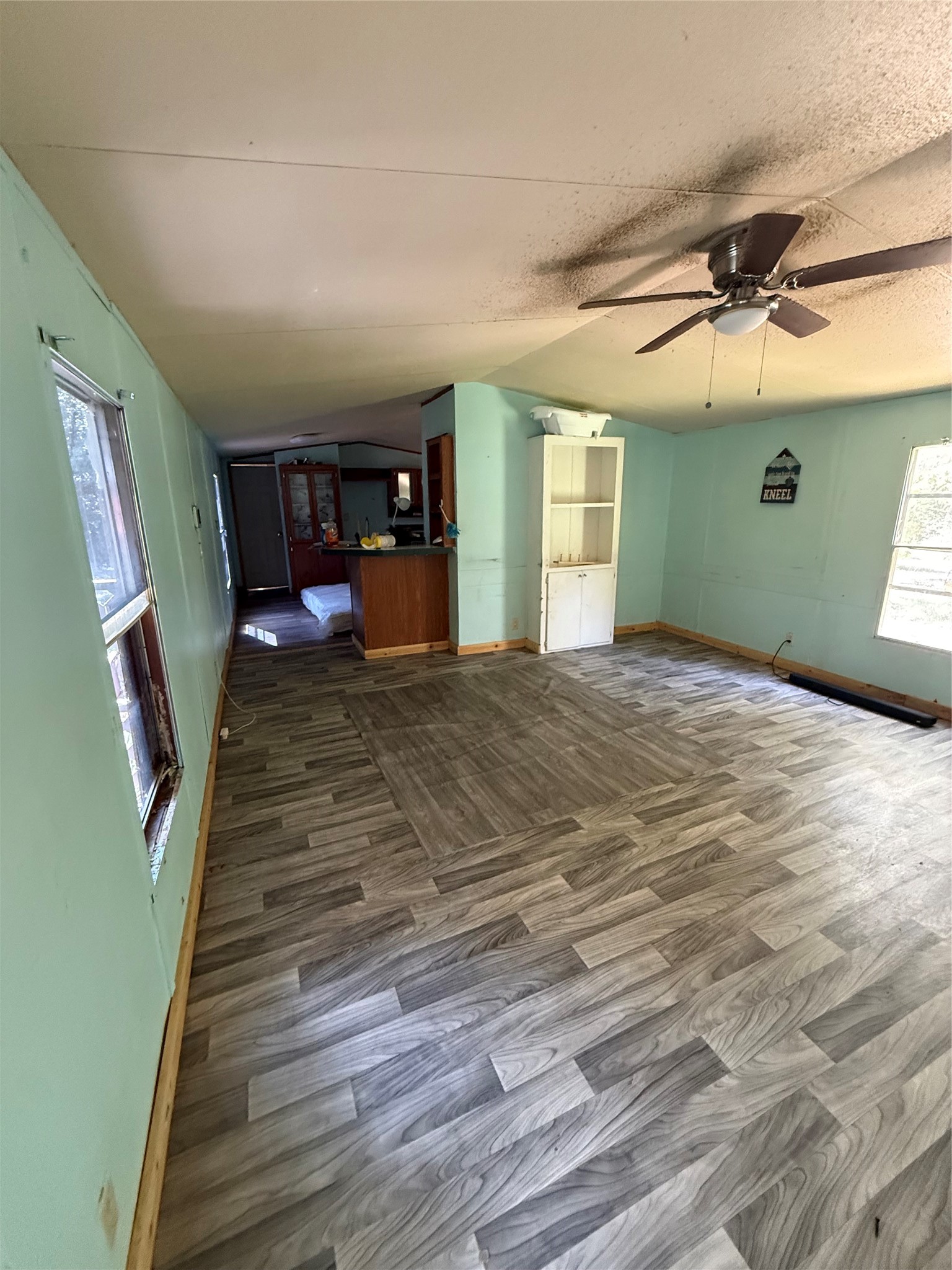892 Hanks Street Property Photo 3