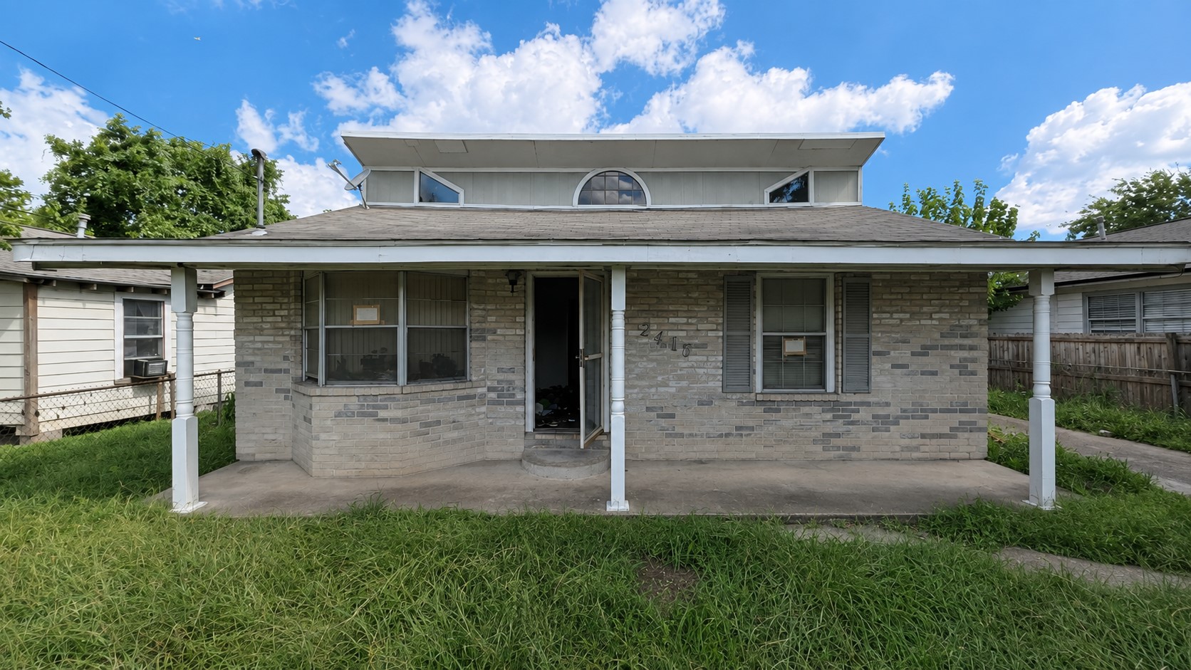 2417 Crittenden Street Property Photo 1