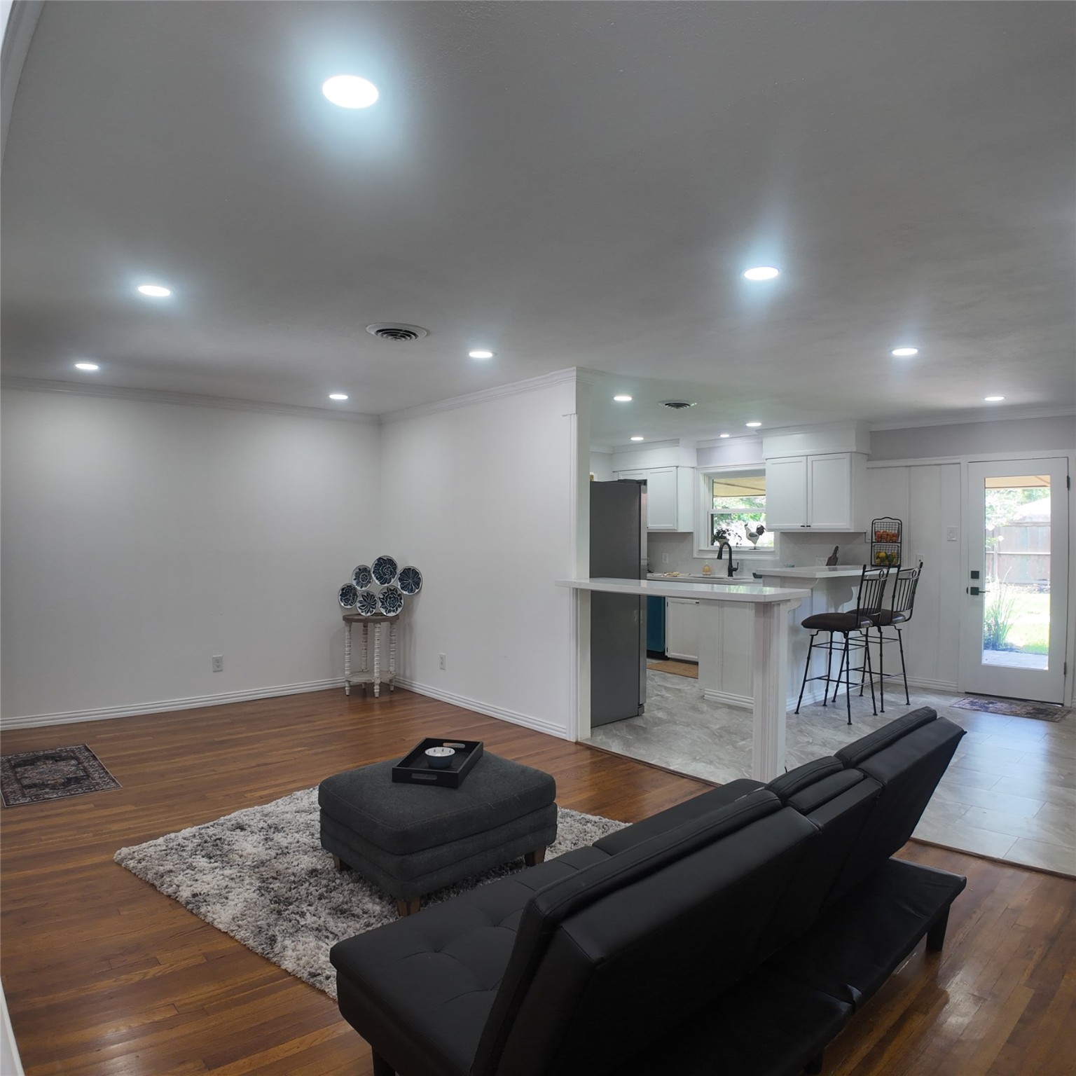 5714 Nina Lee Lane Property Photo 6