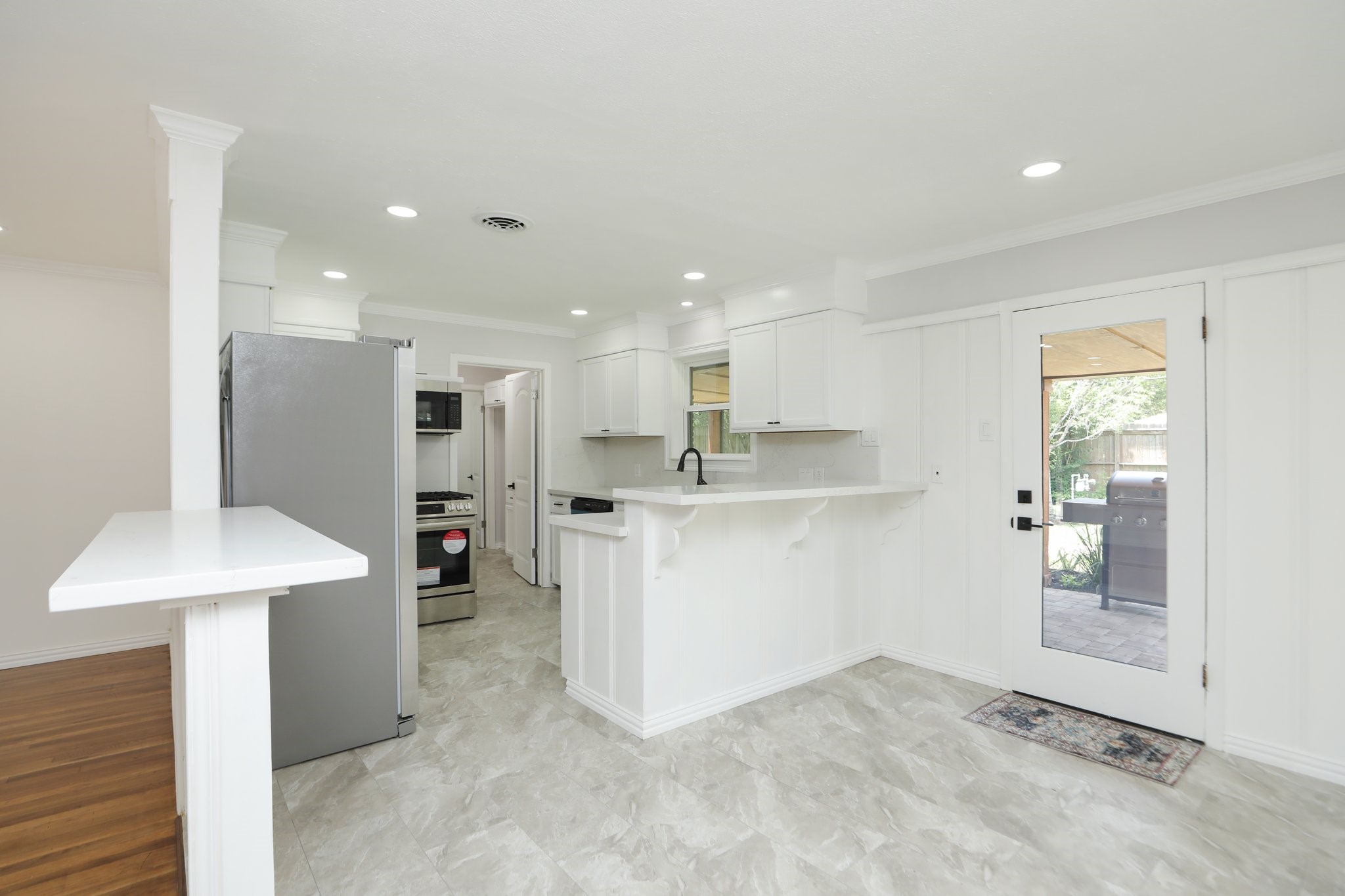 5714 Nina Lee Lane Property Photo 10