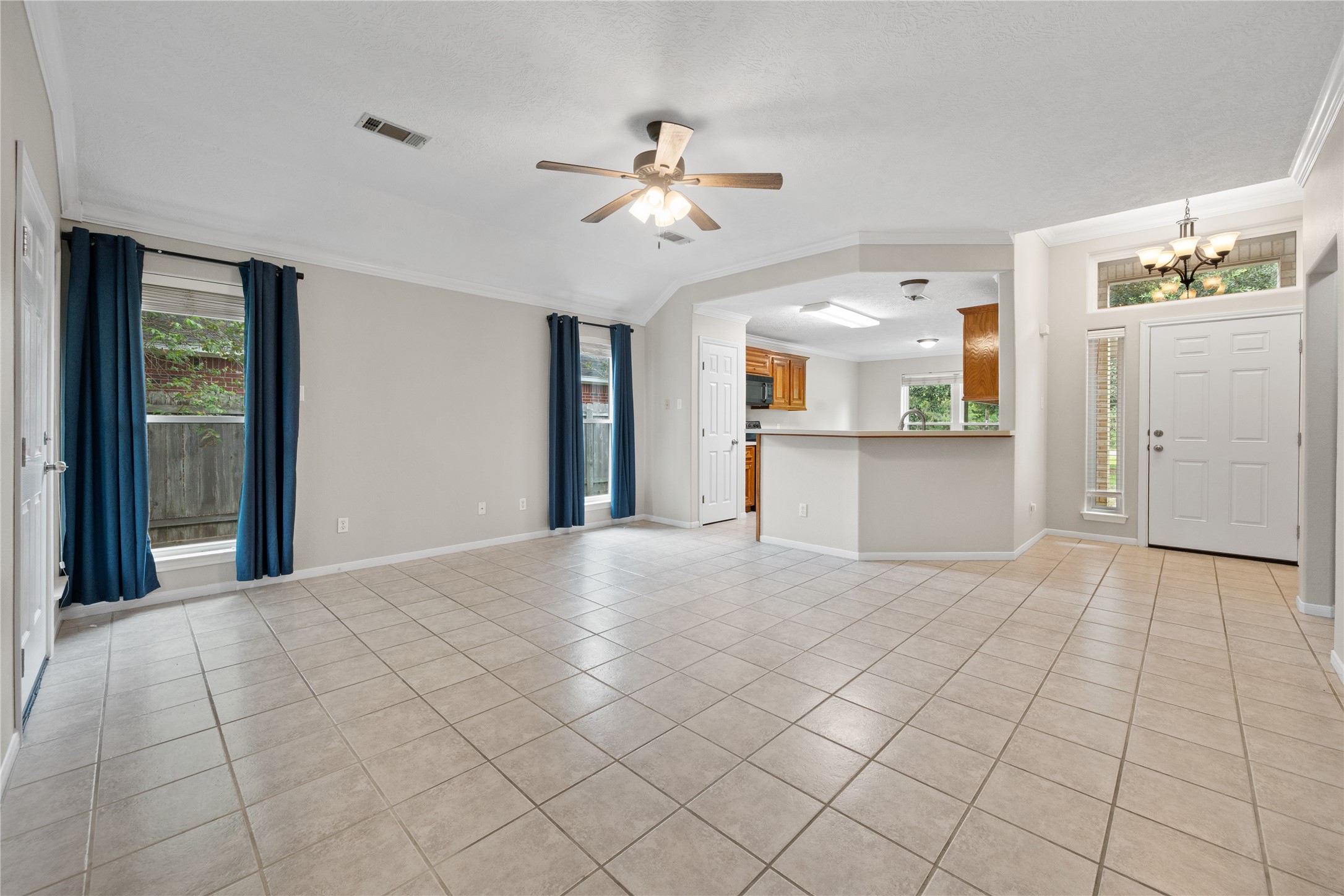 4019 N Fm 565 Road Property Photo 5