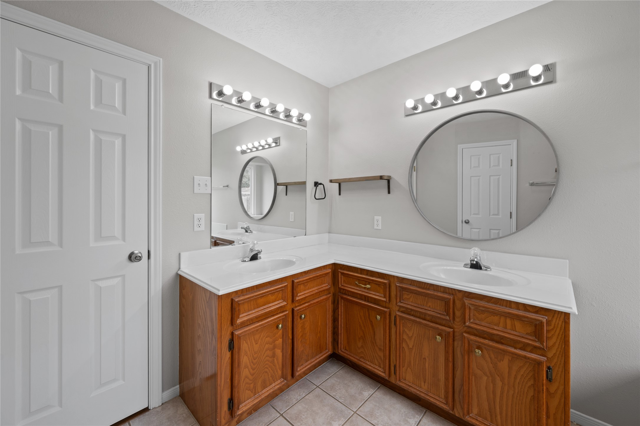 4019 N Fm 565 Road Property Photo 19