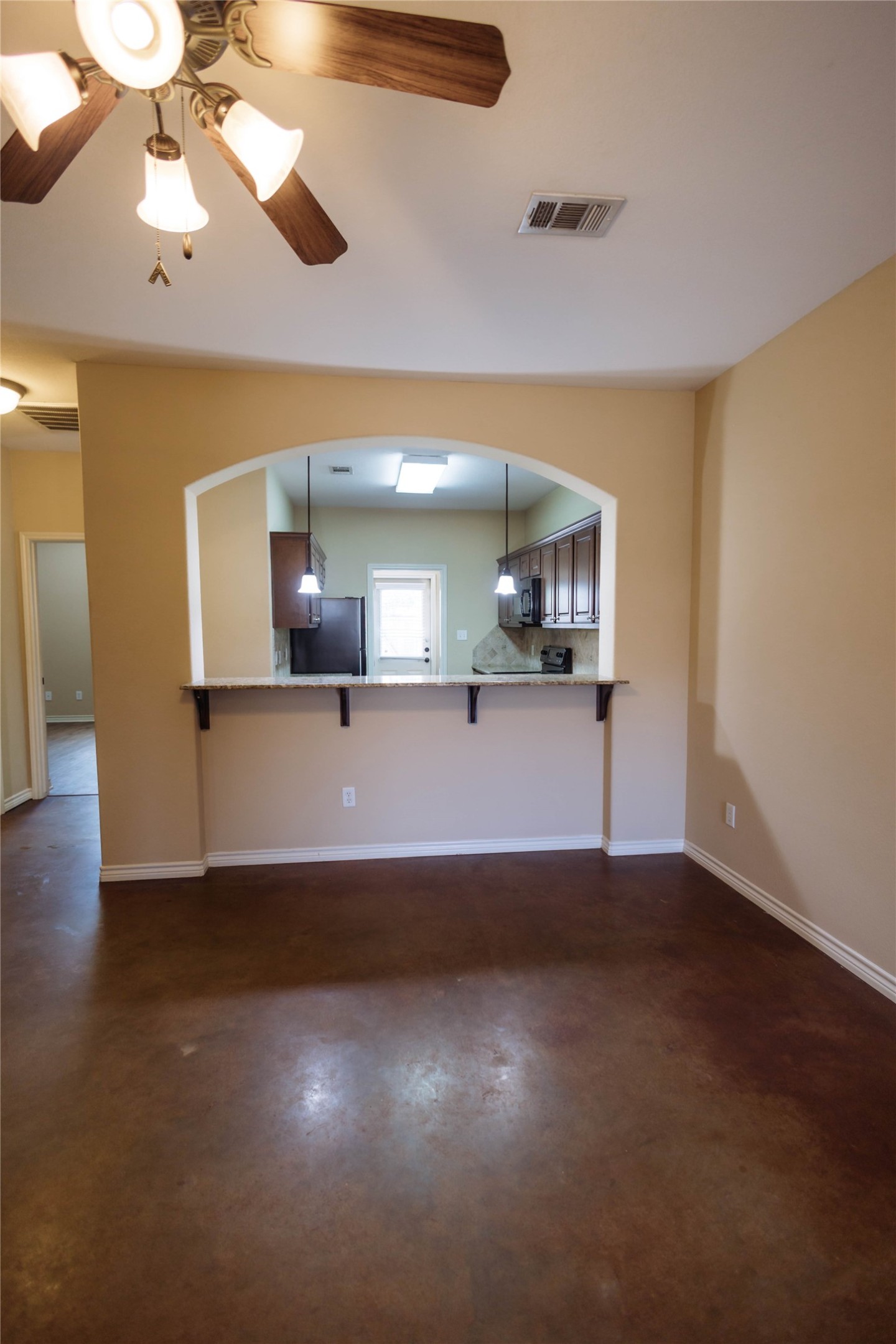 3340 General Parkway Property Photo 4