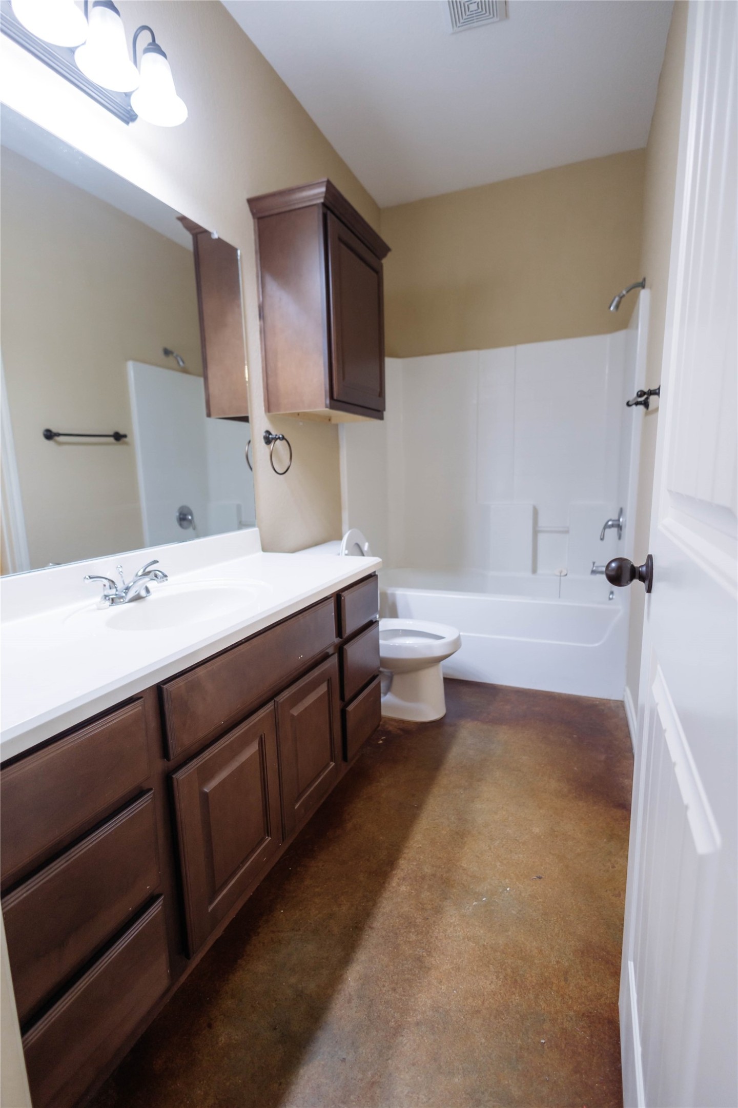 3340 General Parkway Property Photo 13