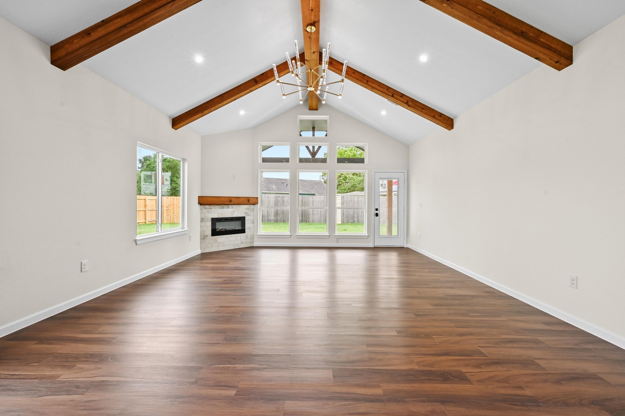 101 Callie Street Property Photo 4