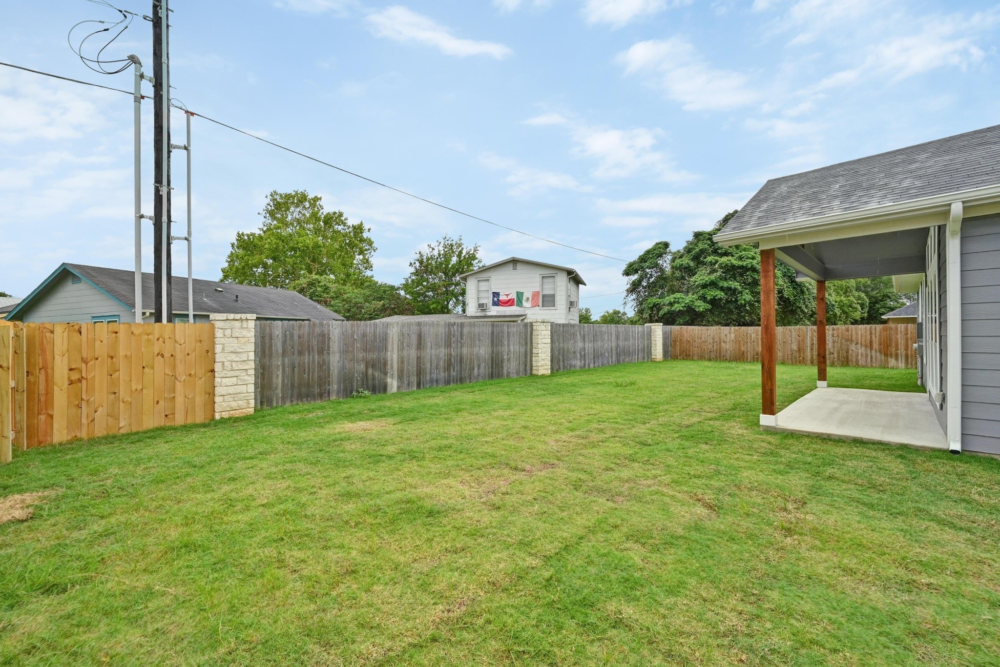101 Callie Street Property Photo 27