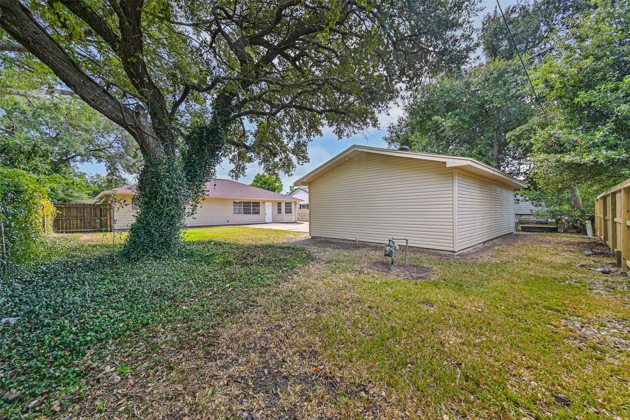 117 Dallas Street Property Photo 8