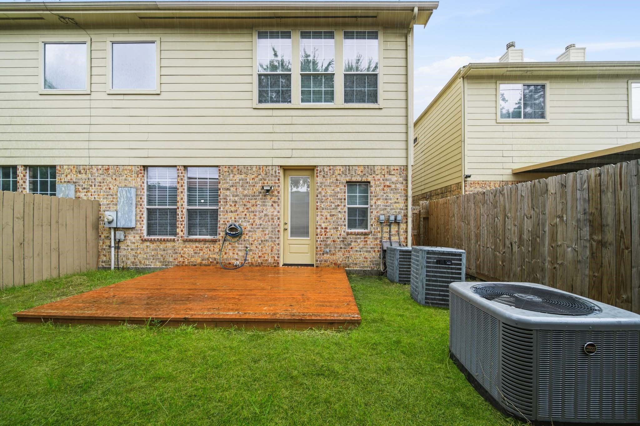 2711 Wallingford Pines Property Photo 33