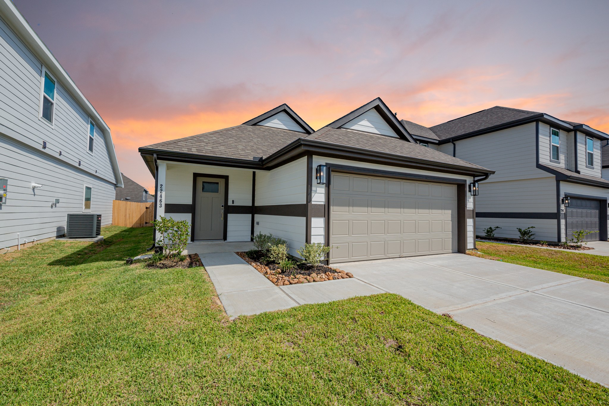 22463 Ringtail Road Property Photo 1