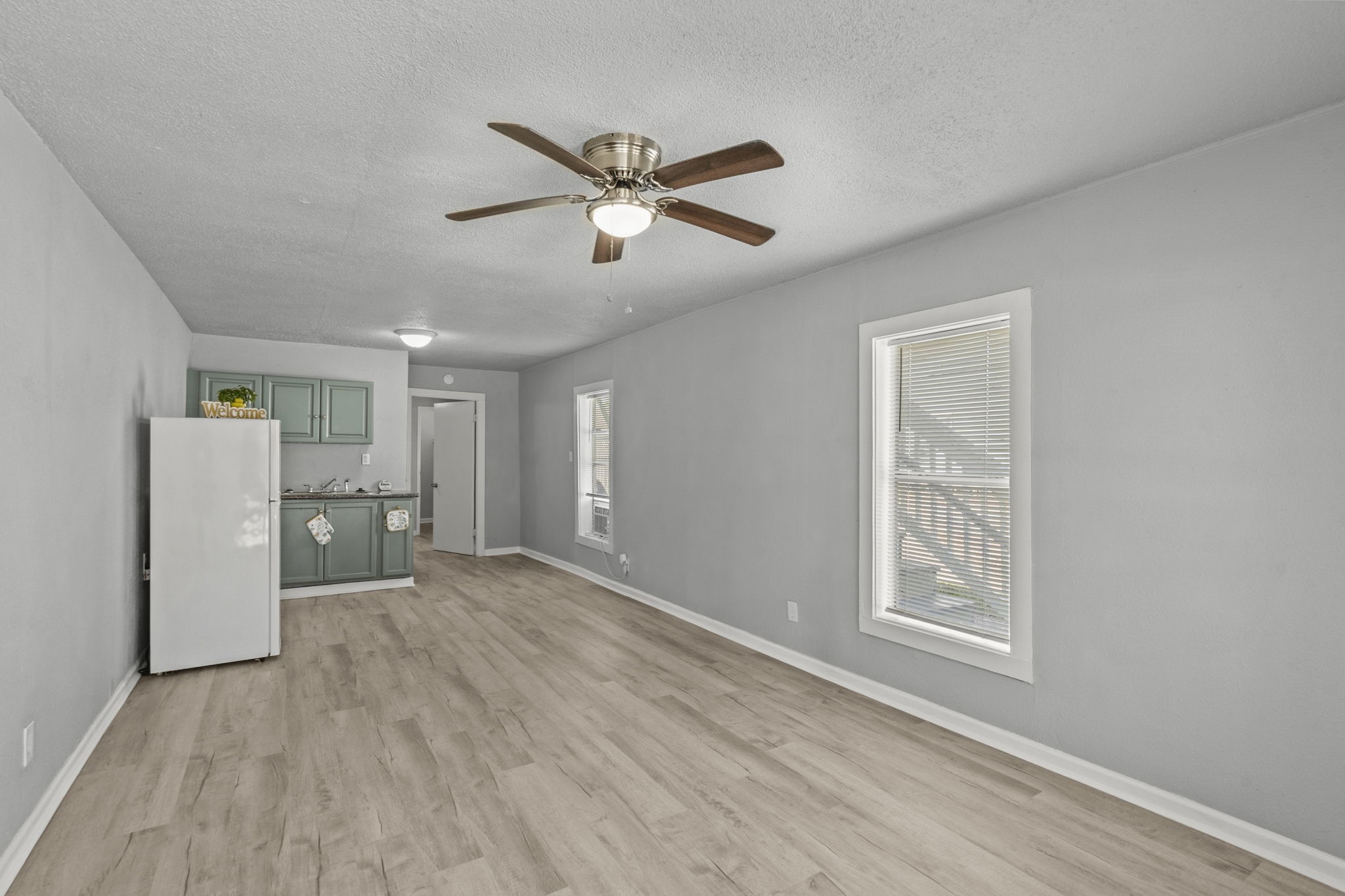 3116 Avenue L 1 Property Photo 4