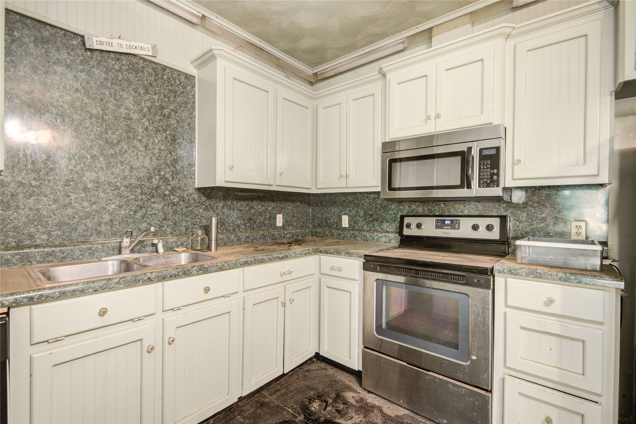 508 E 2nd Street Property Photo 14