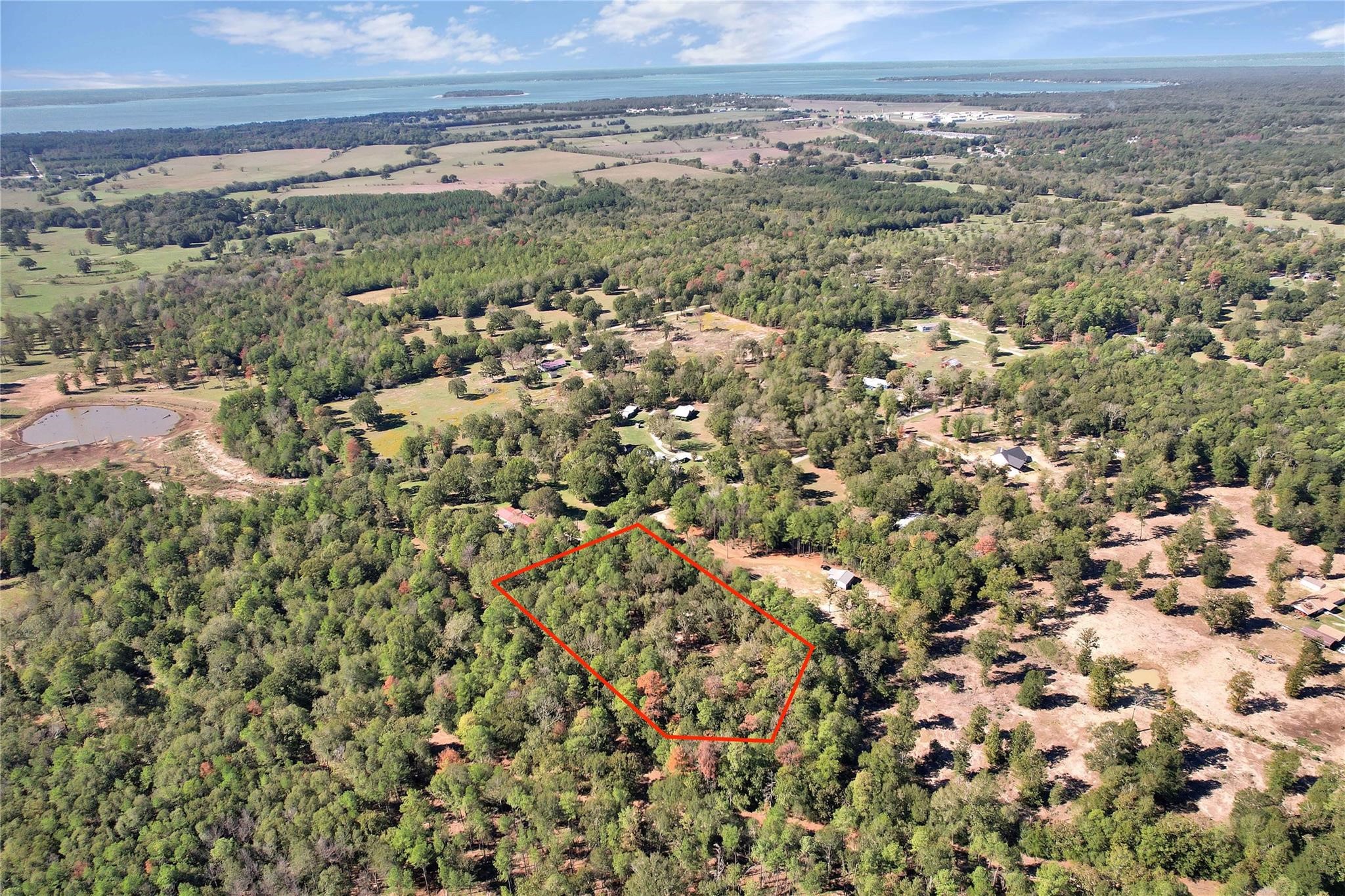 695 Piney Trail Property Photo 9