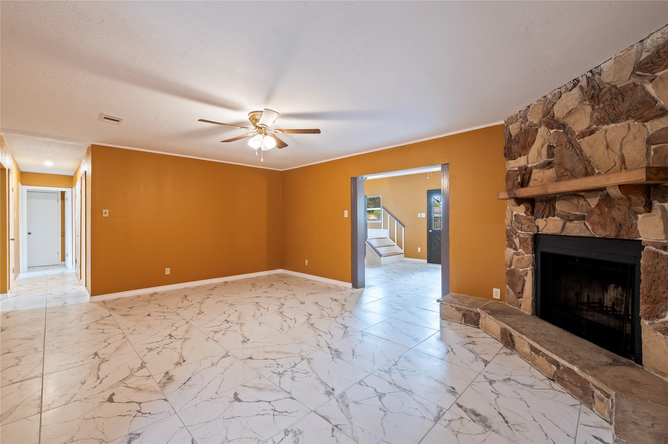 2402 21st Avenue N Property Photo 10