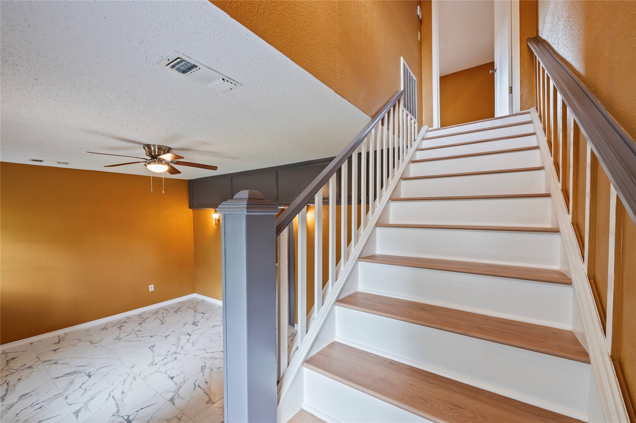 2402 21st Avenue N Property Photo 14