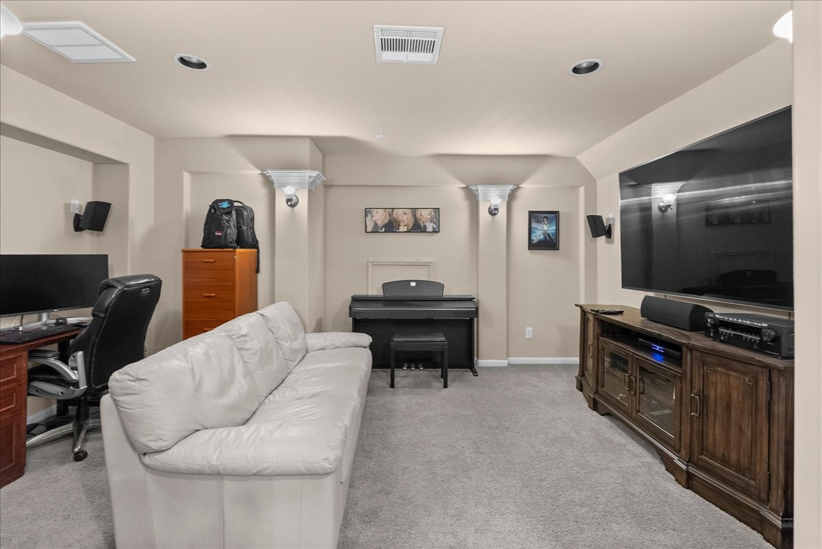 5039 Lockridge Sky Lane Property Photo 21