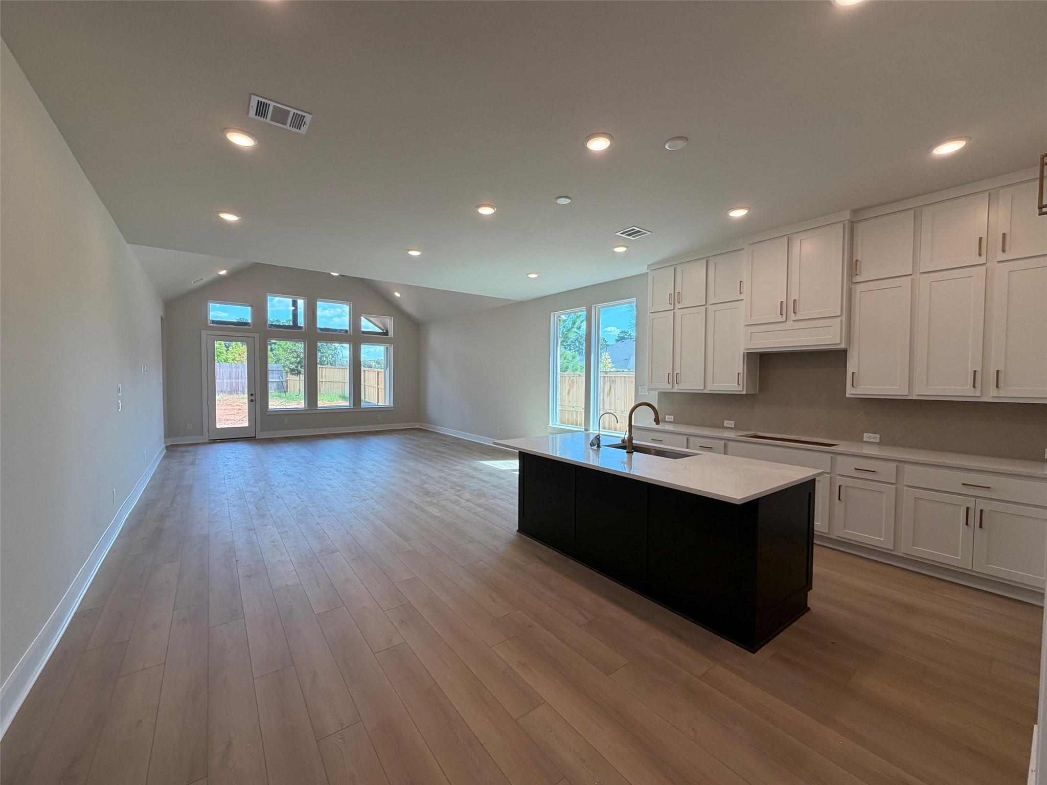 14350 Moonlit Creek Lane Property Photo 3