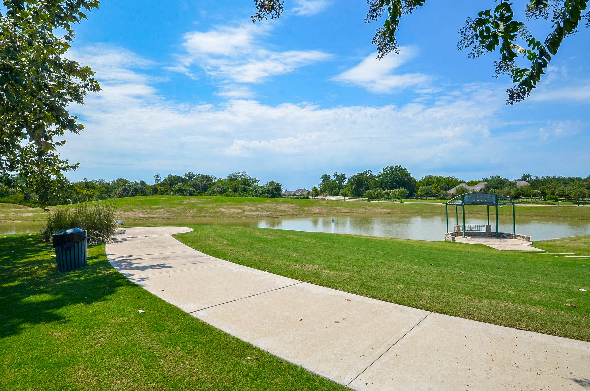 30706 Hawthorn Glen Court Property Photo 41