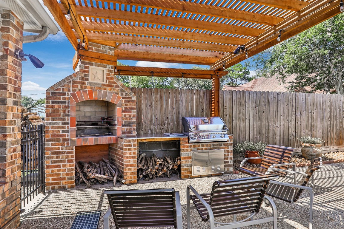 114 Morrison Street Property Photo 2