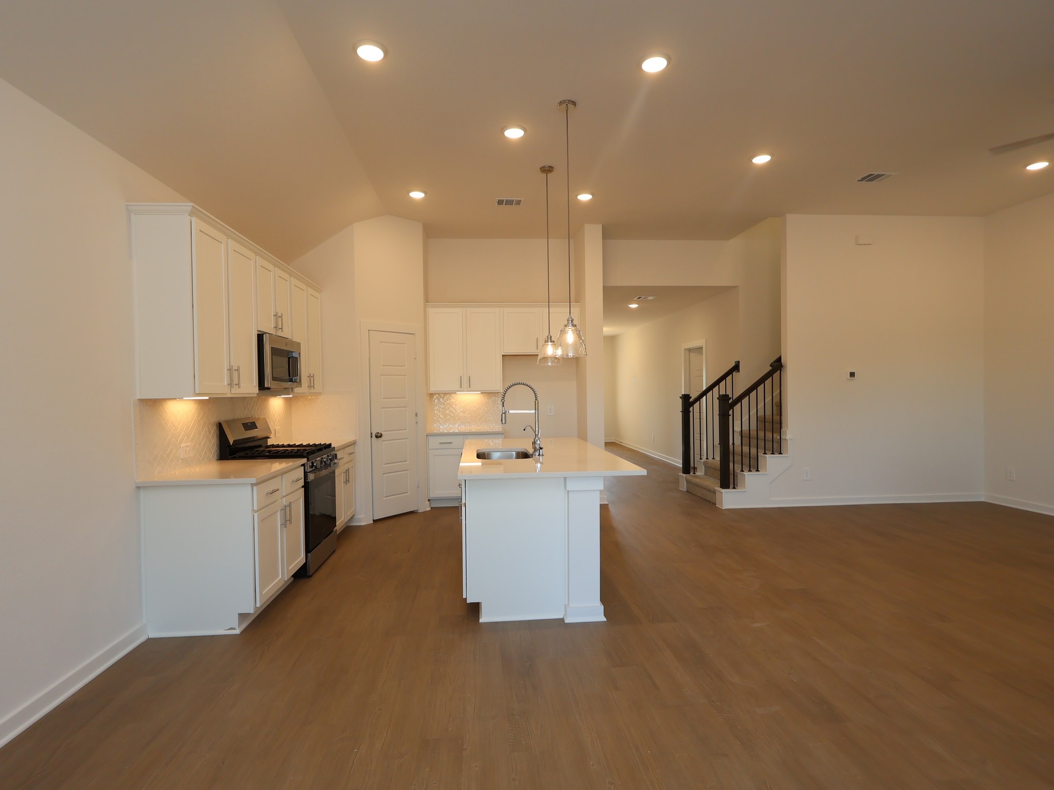 180 Wasatch Peaks Way Property Photo 3