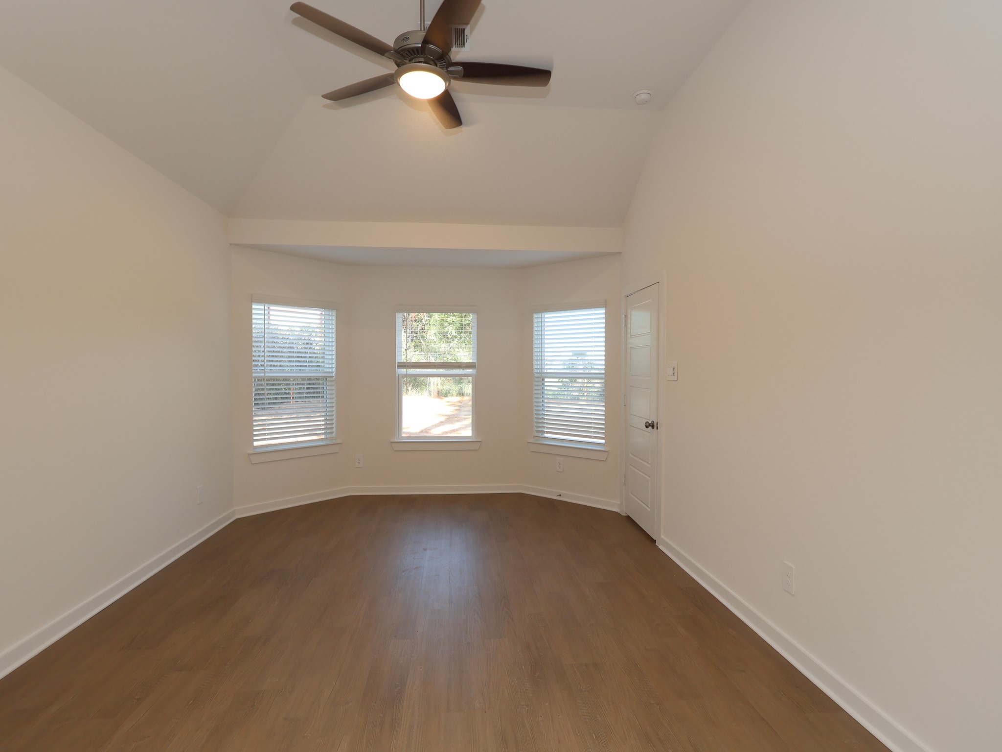 180 Wasatch Peaks Way Property Photo 7