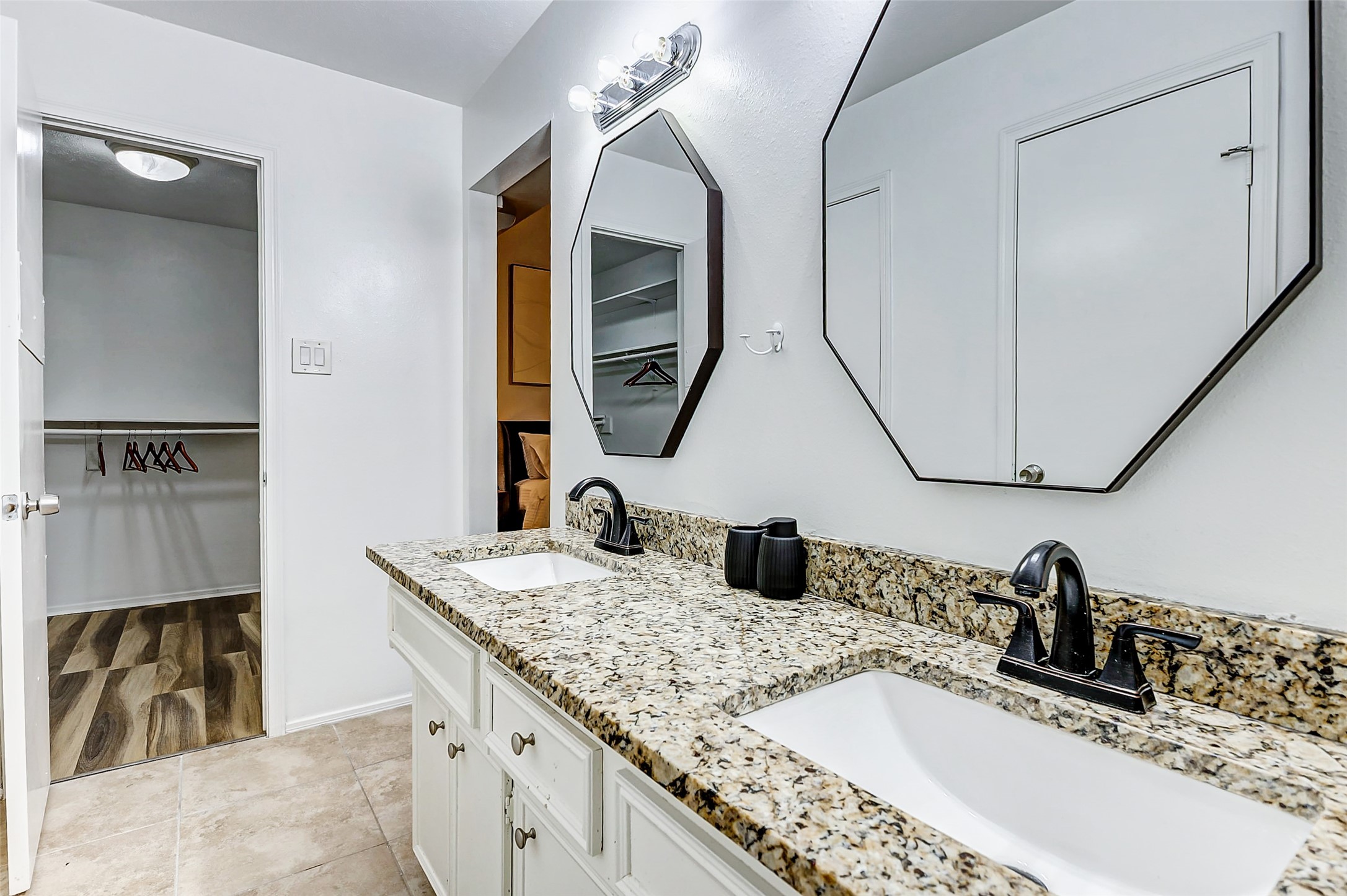 92 N Deerfoot Circle Property Photo 23