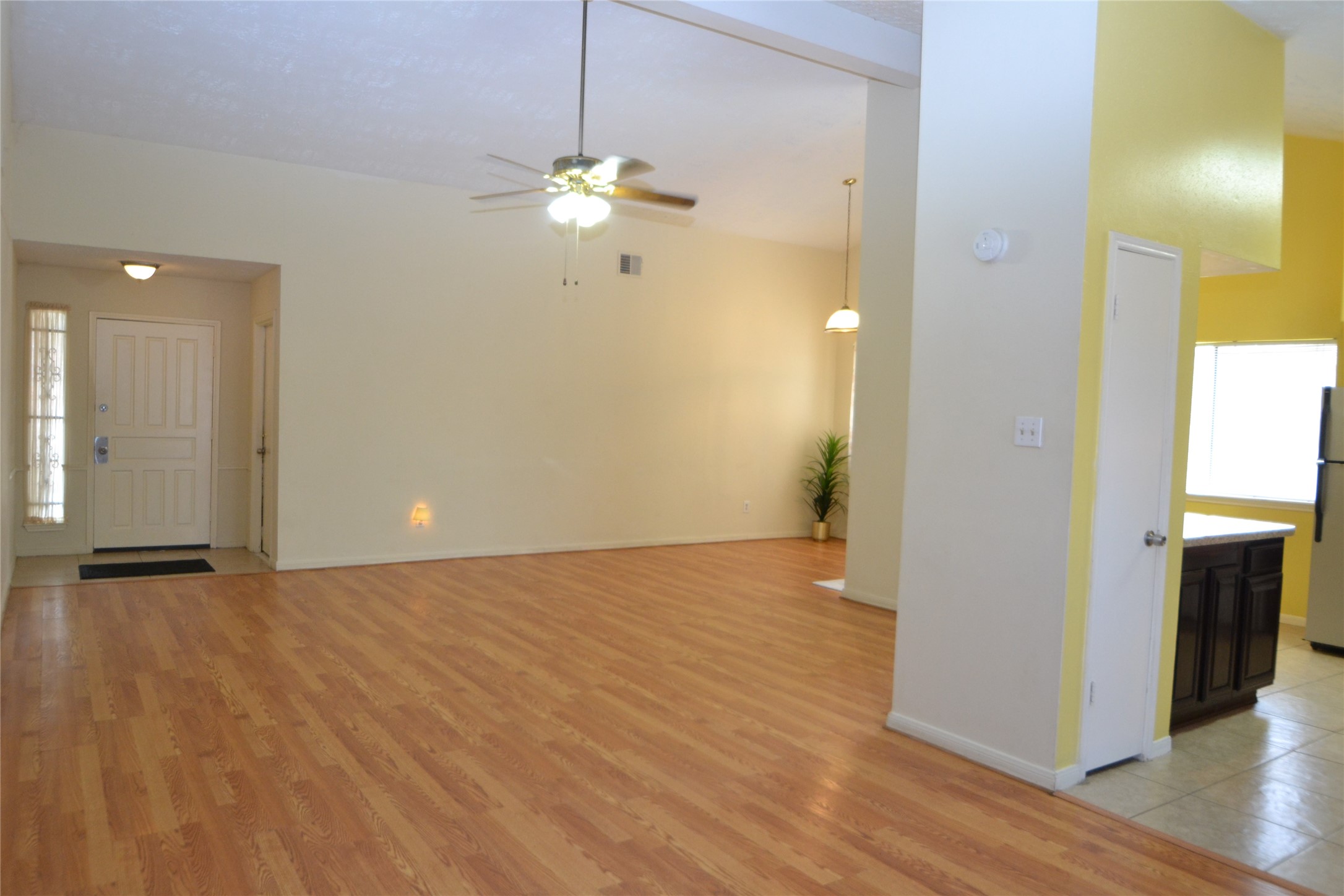 7014 Dickson Way Property Photo 6