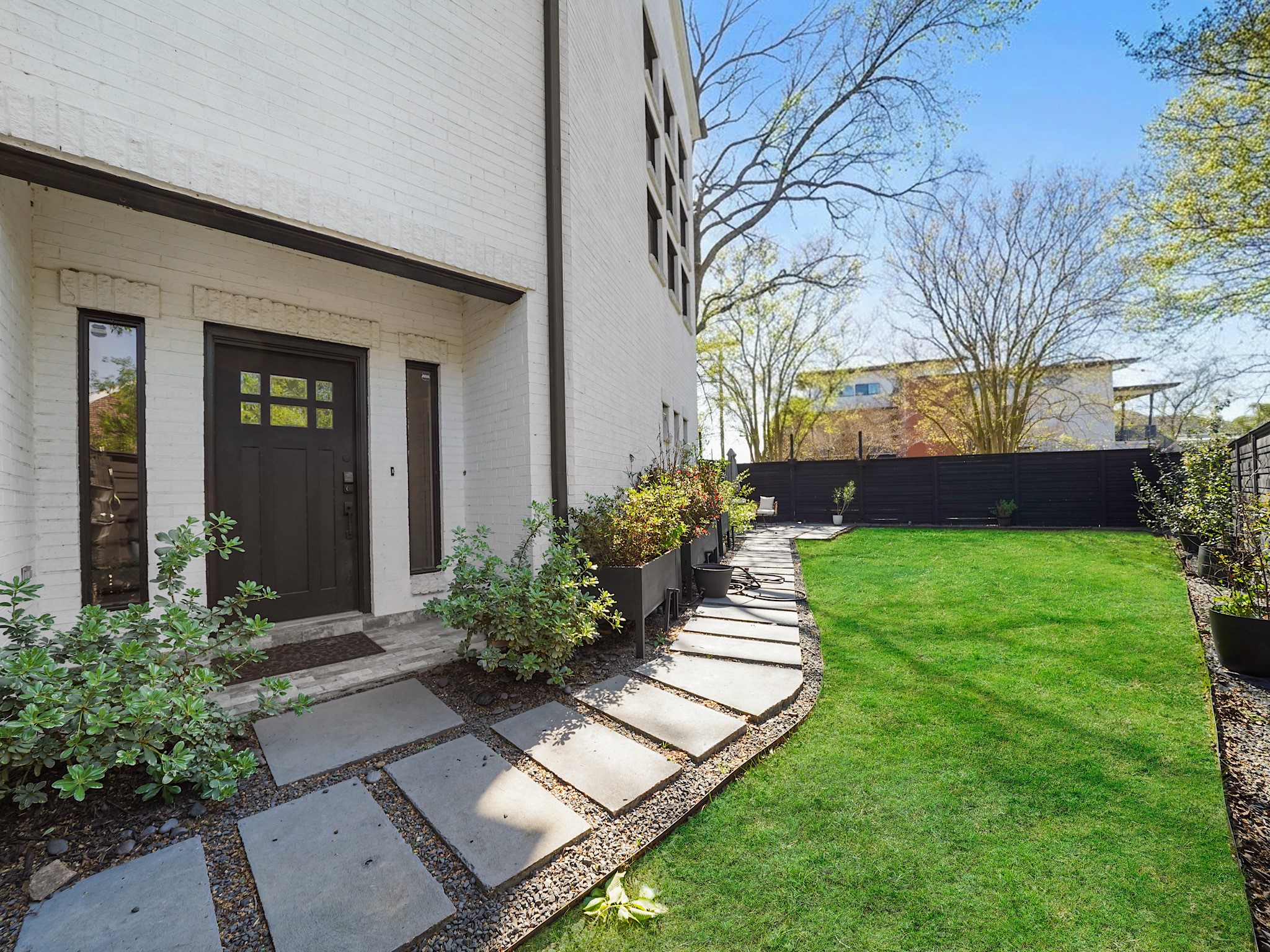 1231 Jackson Boulevard Property Photo 3