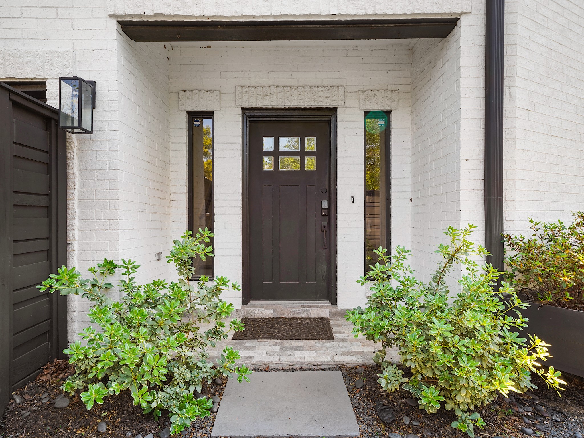 1231 Jackson Boulevard Property Photo 4