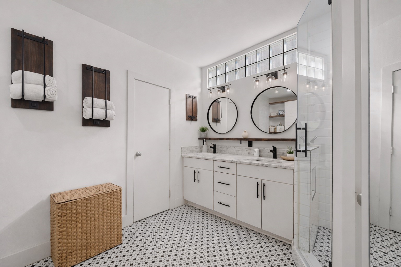 1231 Jackson Boulevard Property Photo 17