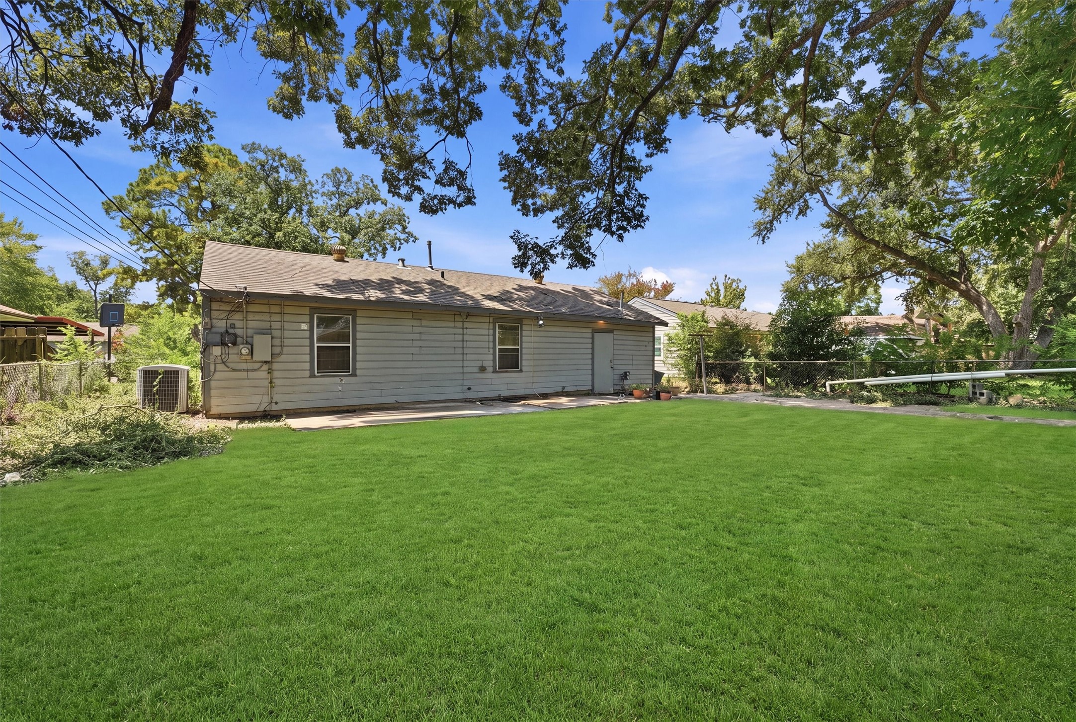 3711 Cosby Street Property Photo 3