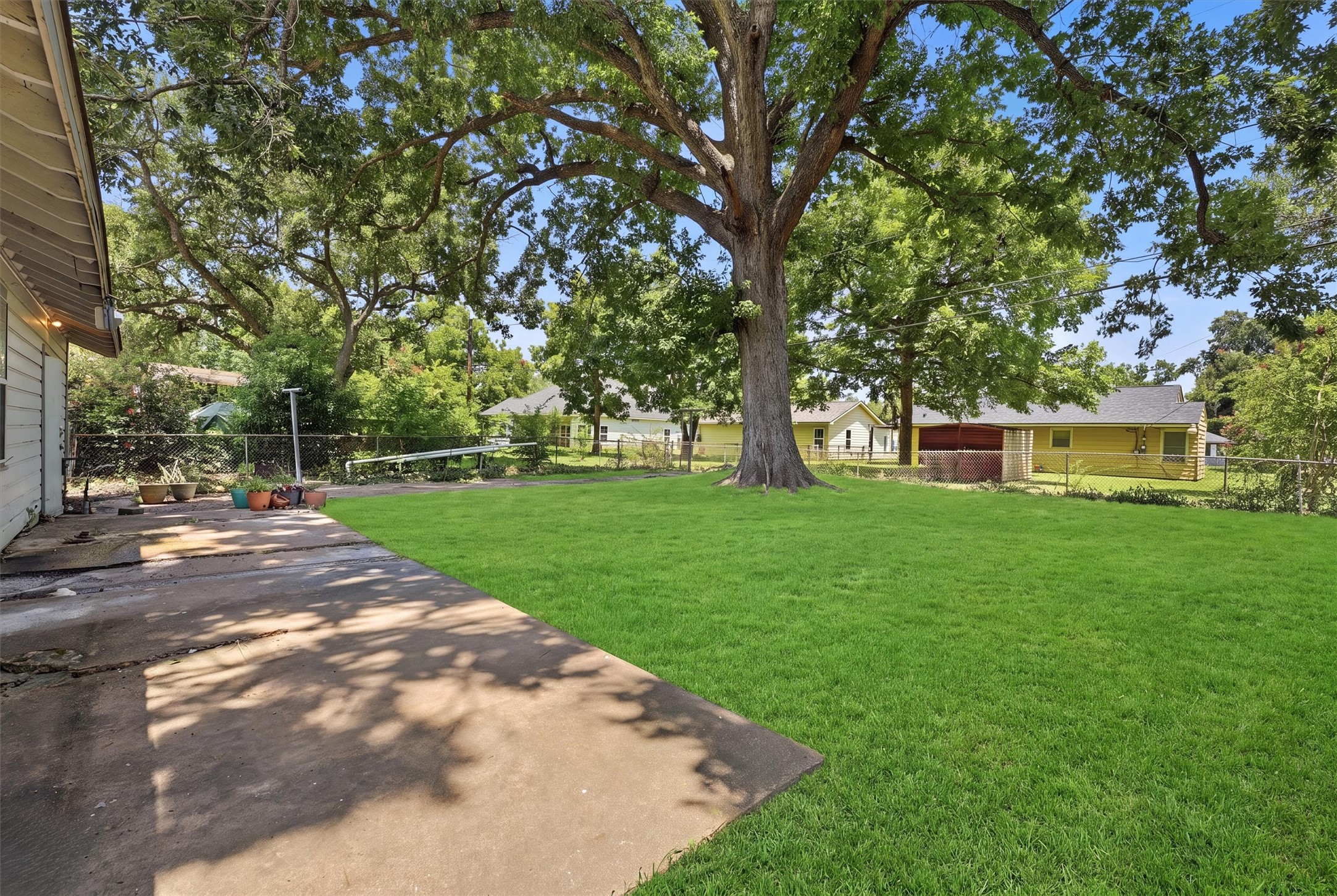 3711 Cosby Street Property Photo 4