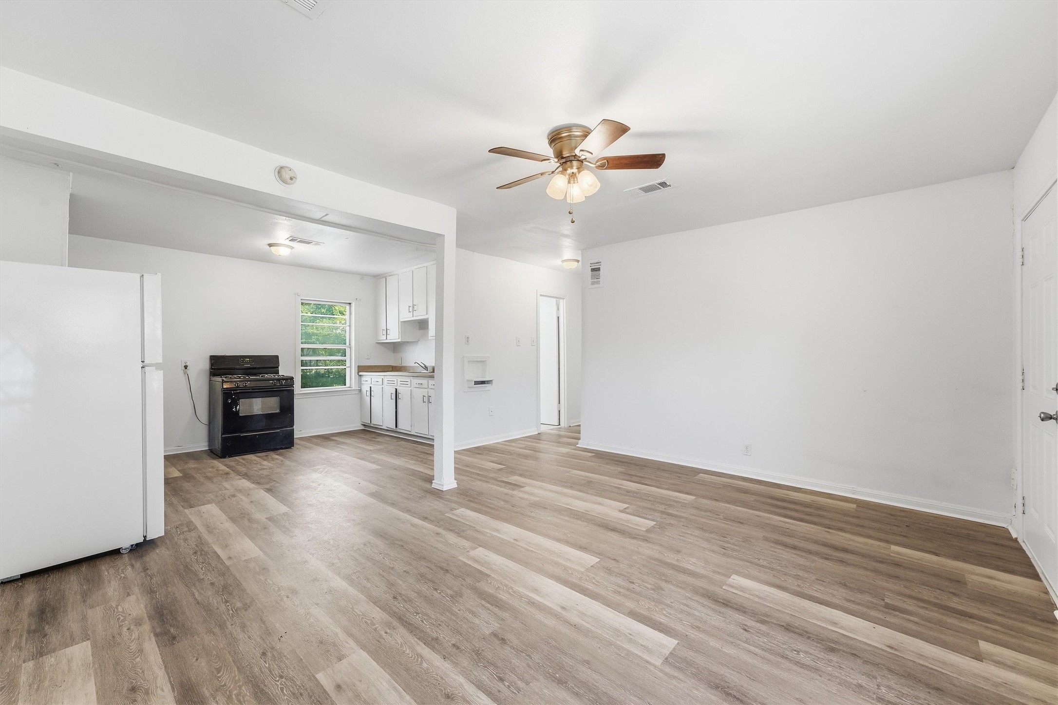 3711 Cosby Street Property Photo 9