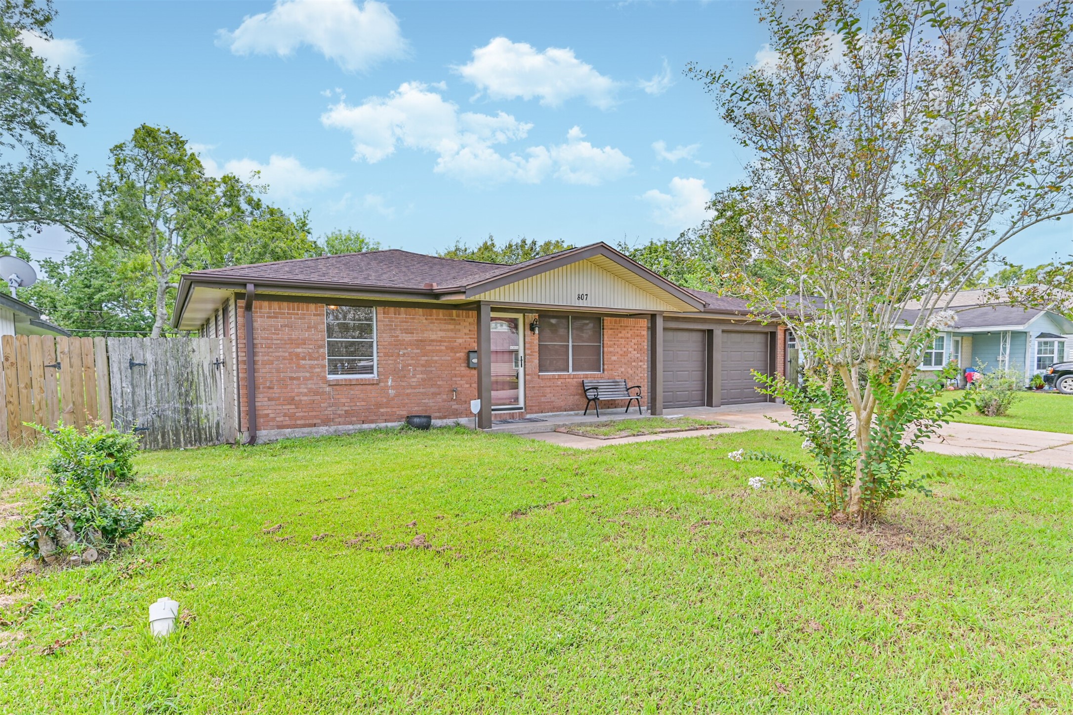 807 Temple Drive Property Photo 1
