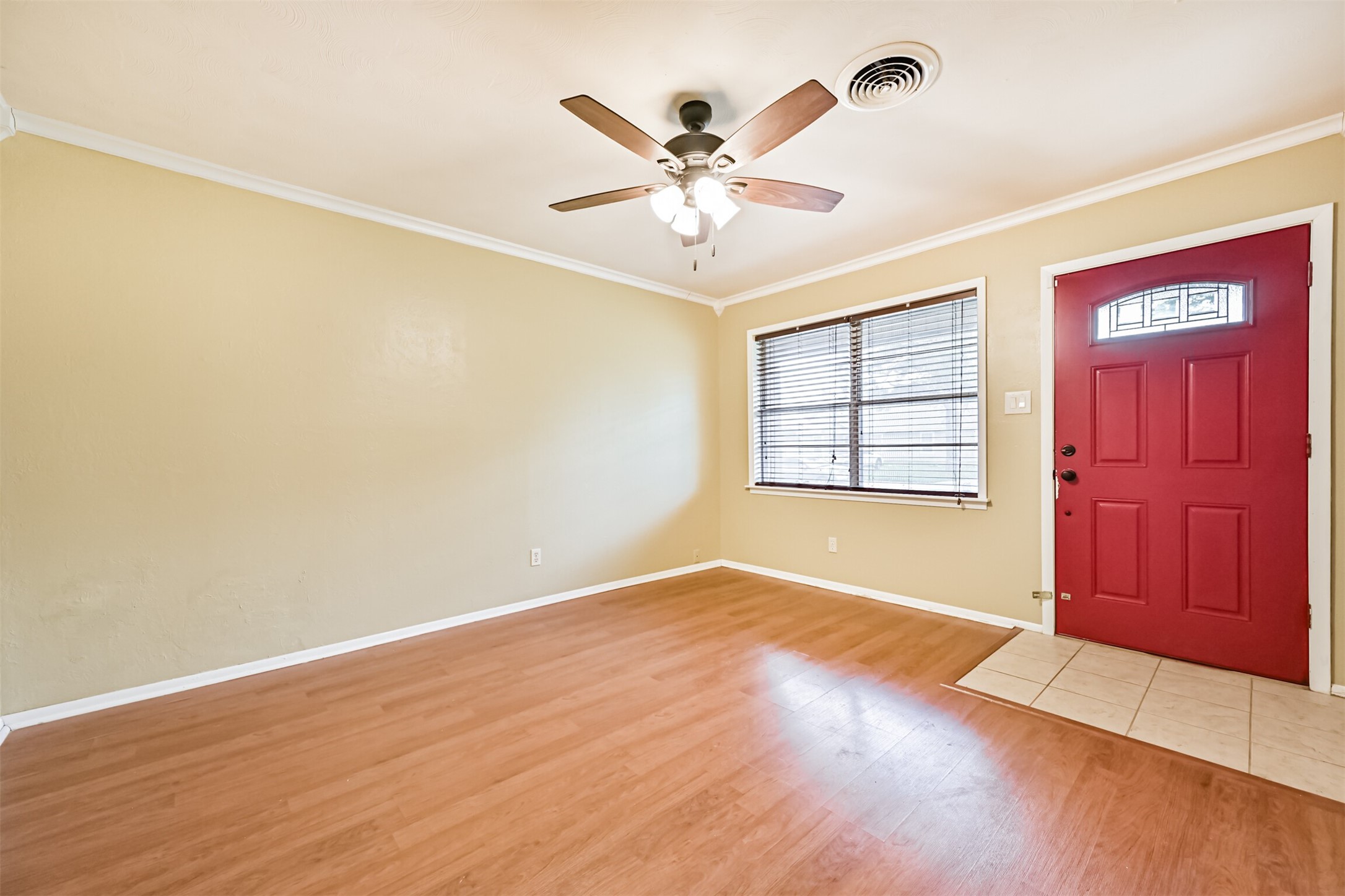 807 Temple Drive Property Photo 4