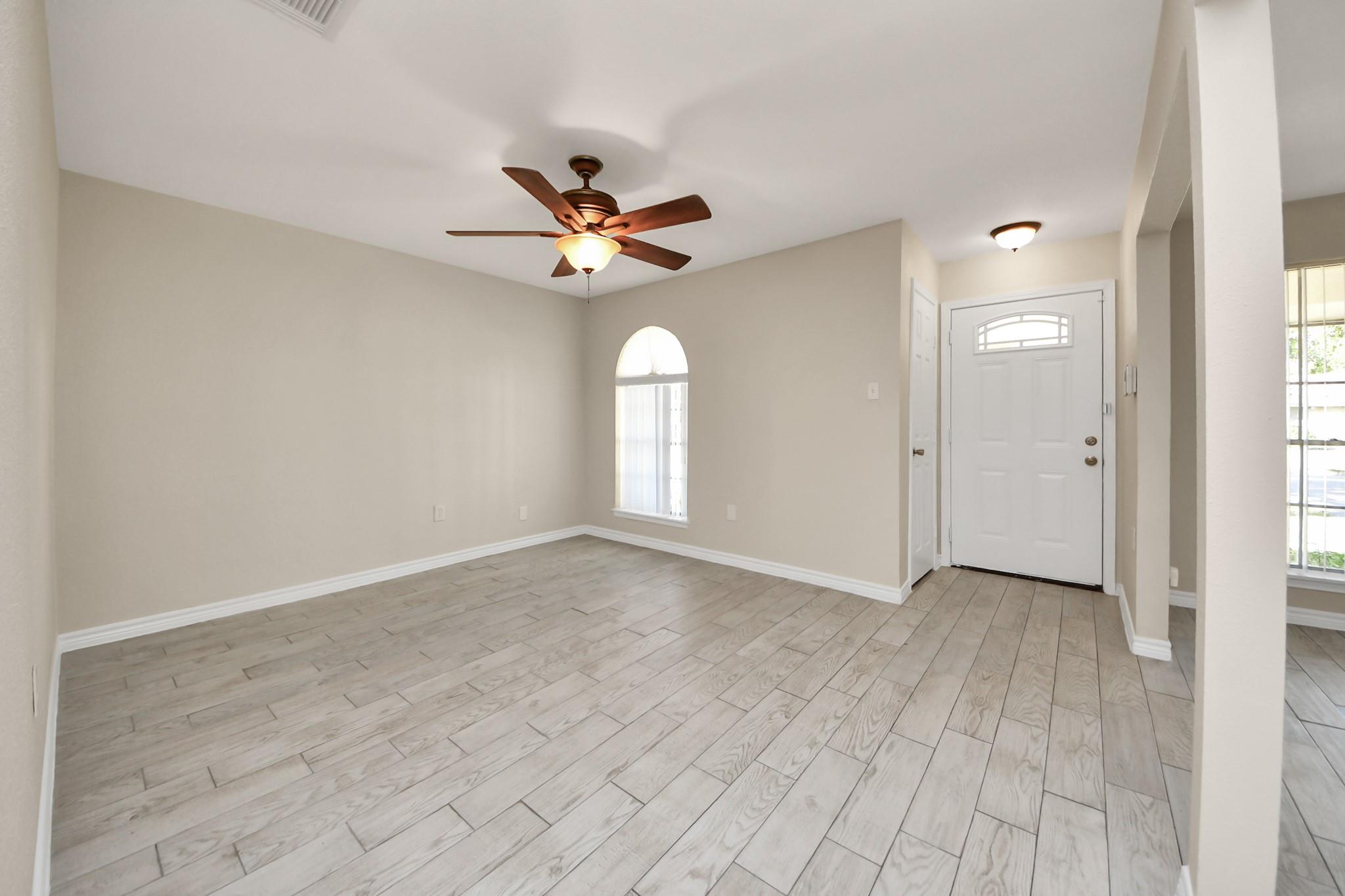 11915 Binghampton Drive Property Photo 7