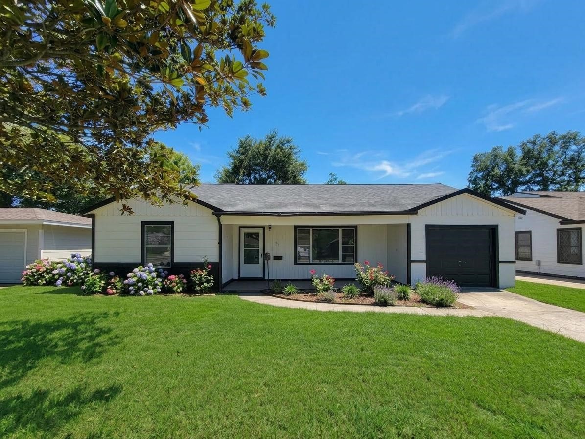 1311 Jefferson Property Photo 1