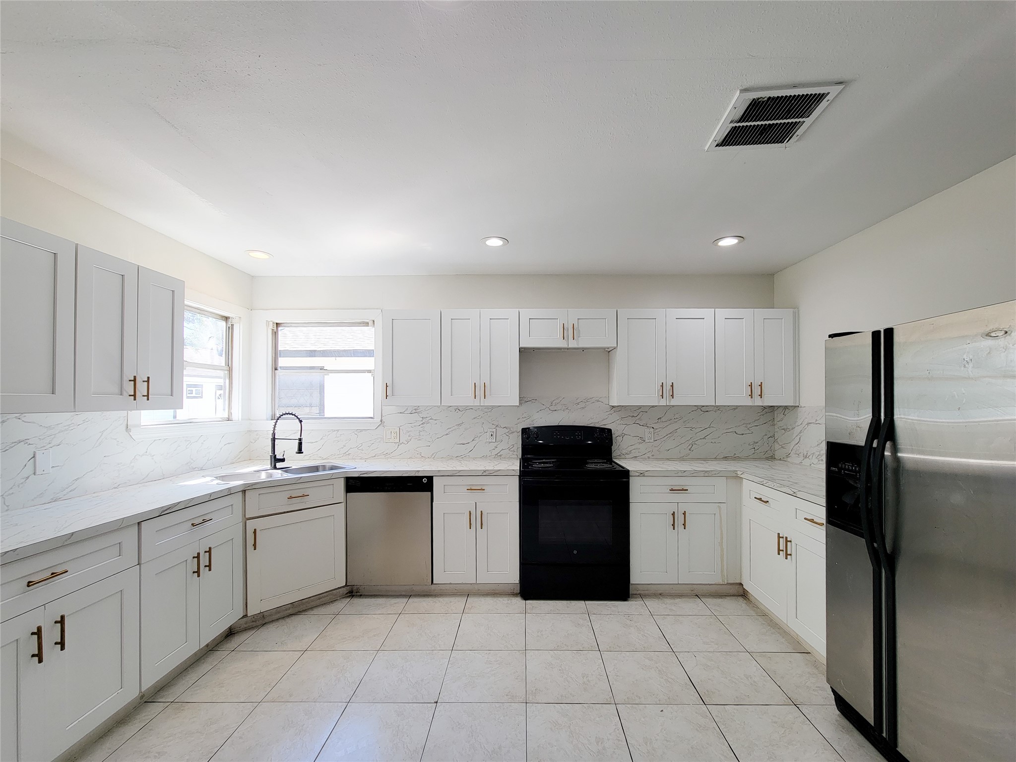 1311 Jefferson Property Photo 13