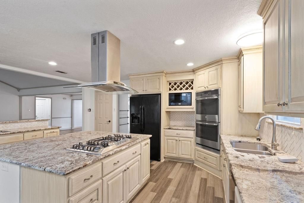 15050 Cardinal Trail Property Photo 8