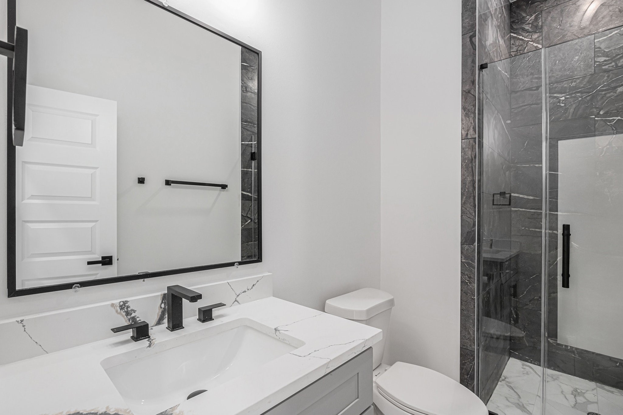 4825 Pederson Street B Property Photo 11