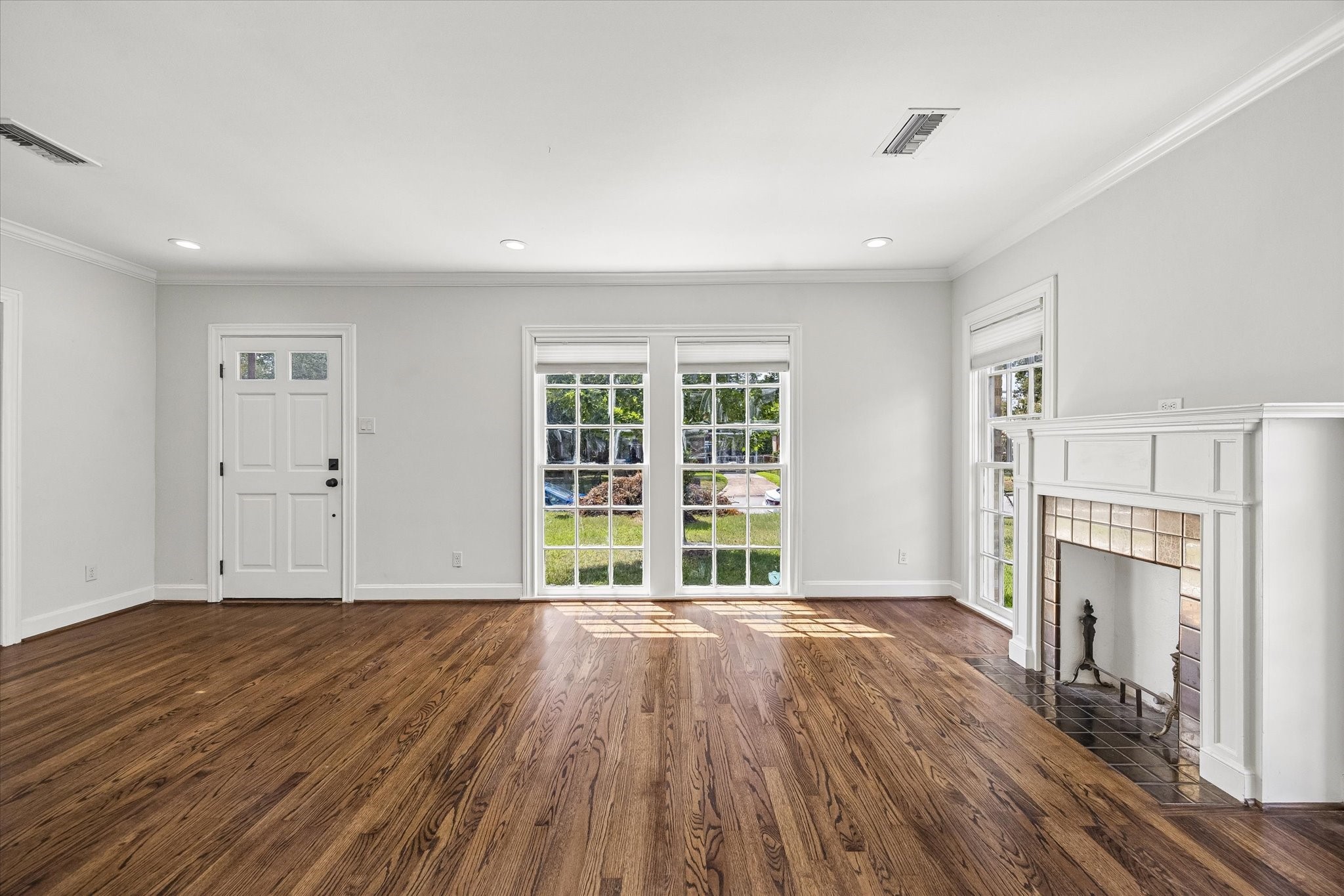 509 Gale Street Property Photo 3