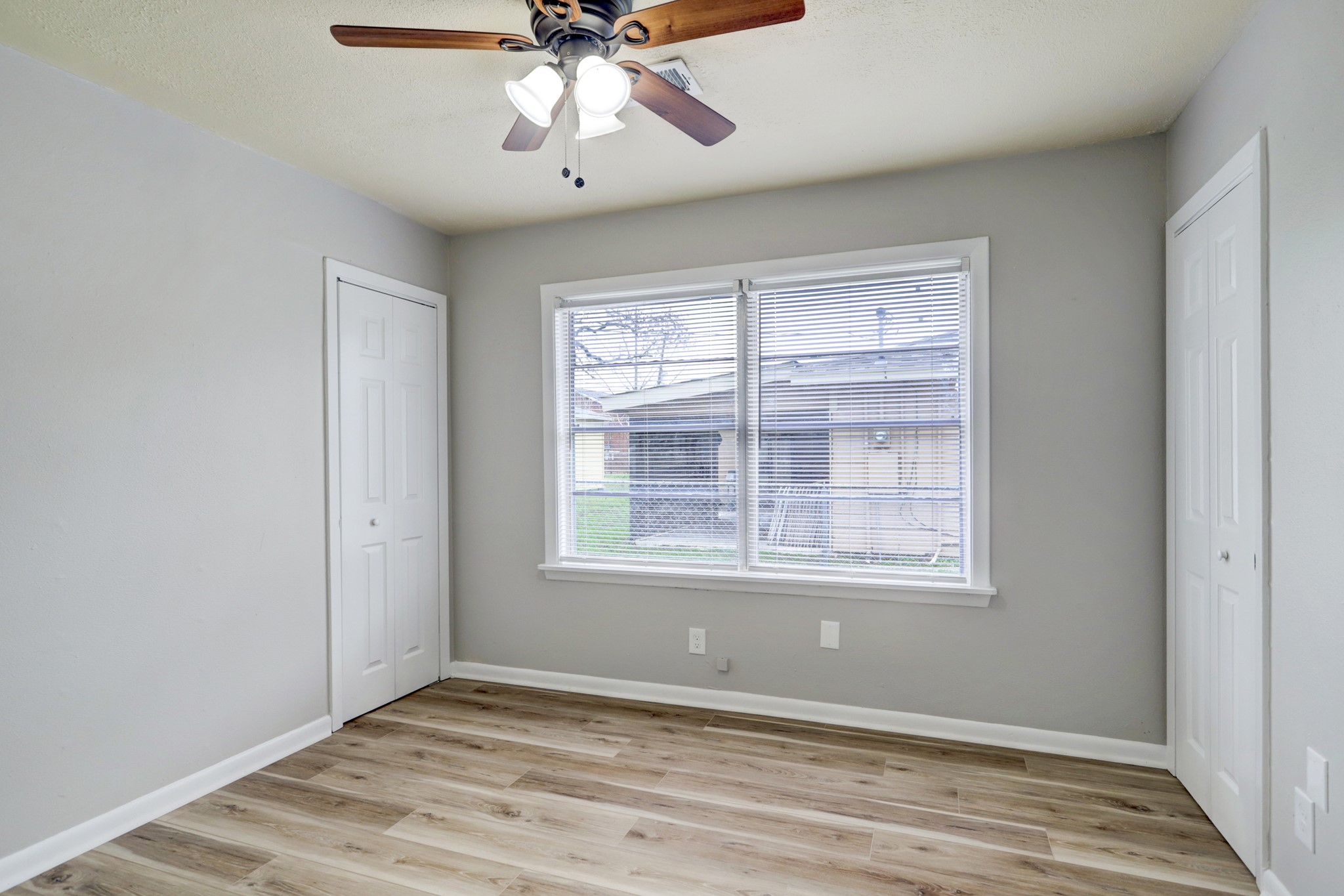 2100 Ontario Street Property Photo 7